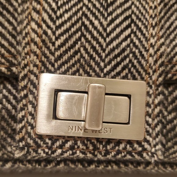 Nine West gray herringbone tweed convertible baguette purse - Picture 5 of 16